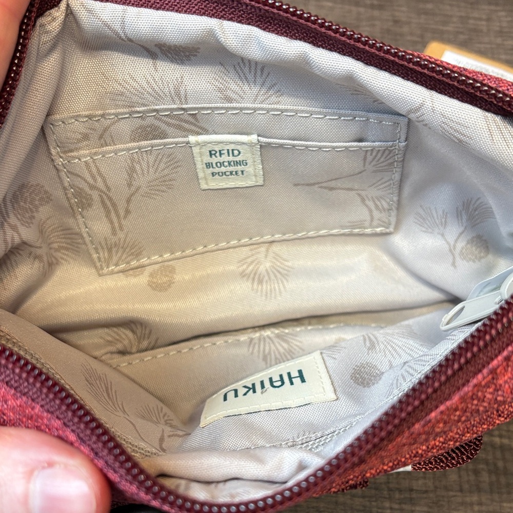 Haiku Hopper Belt Bag - Picture 6 of 6